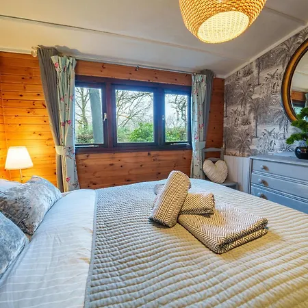 Dock Tarn * אמבלסייד